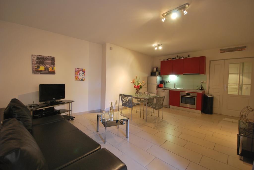 Le Vieux Port Apartments Cannes Luaran gambar